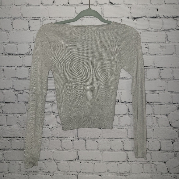 NWT Pink Rose Light Gray Knit Top - Picture 3 of 4